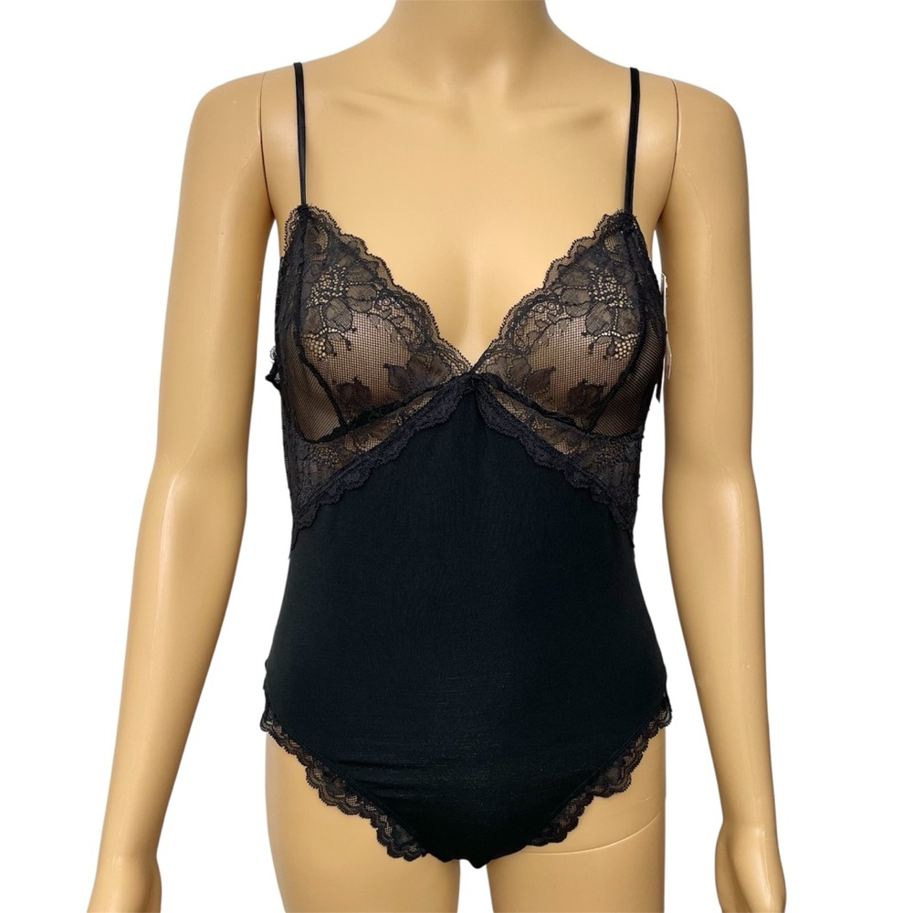 Victoria's Secret Black Lace Bodysuit V-neck Sheer Thong Lingerie women’s M